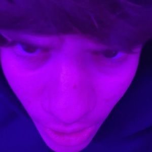 Meet your Posher, Aiden